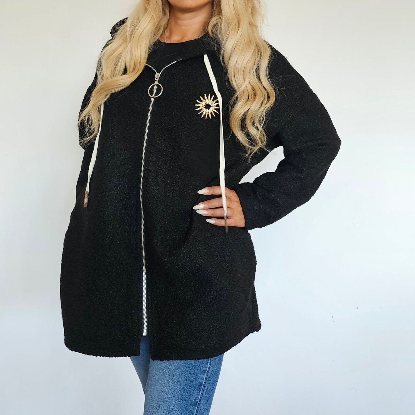 Връхна дреха Аура черна