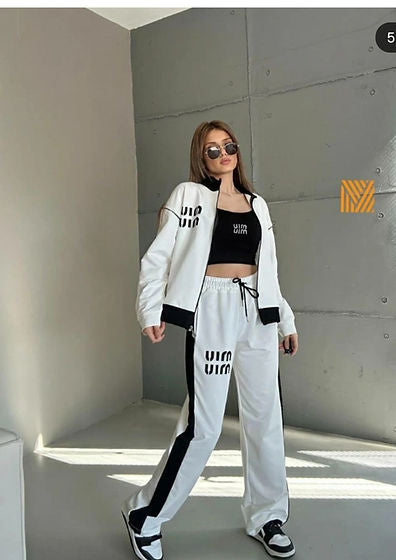 Удобен комплект от 2 части Мая сив