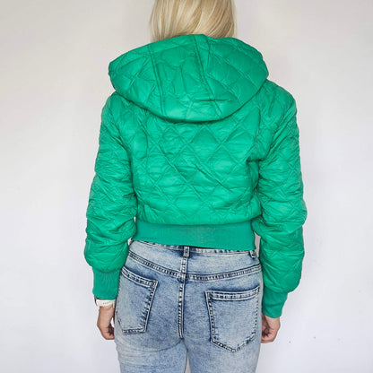 Удобно яке зелено