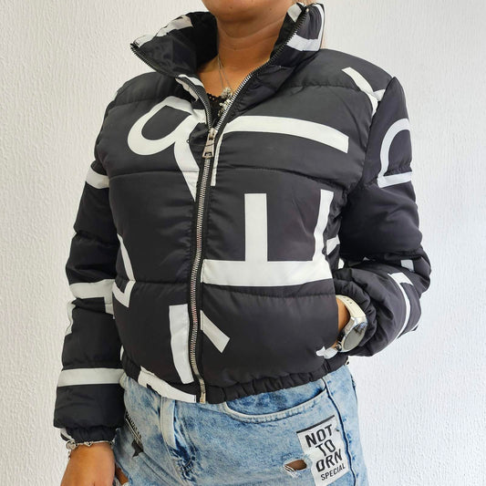 Тренди яке черно